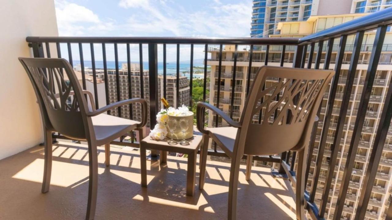 Private Condos In Waikiki, Private Car Rental Included, Beach Gear And Camping Gear Honolulu Ngoại thất bức ảnh