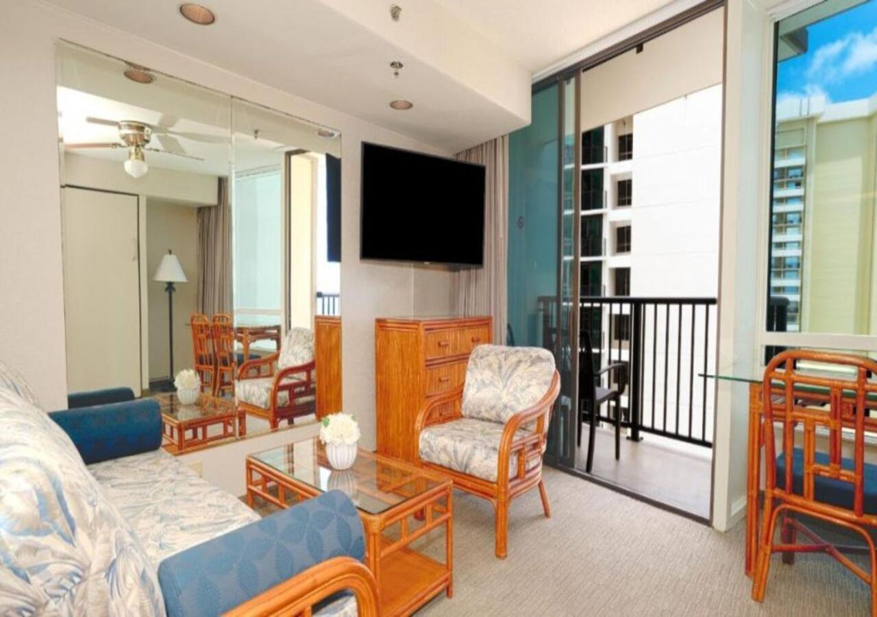 Private Condos In Waikiki, Private Car Rental Included, Beach Gear And Camping Gear Honolulu Ngoại thất bức ảnh